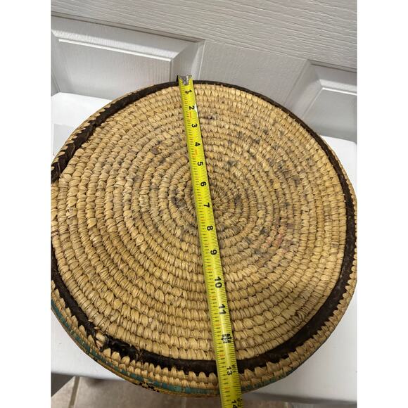 Mid-Century African Handmade Lidded Grain Basket - Picture 5 of 12